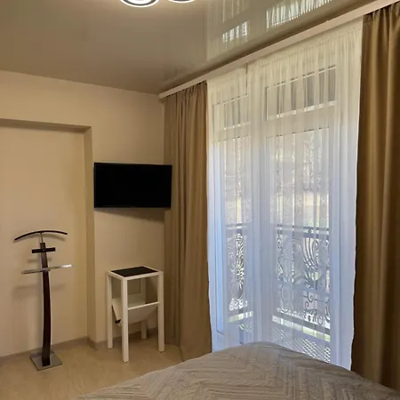 Aparthotel Guest 3*