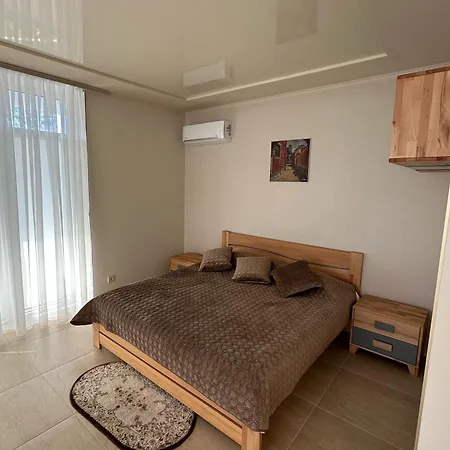 Guest Aparthotel